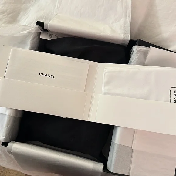 Chanel 19 bag sequins, medium, coral and all collateral - Picture 9 of 14